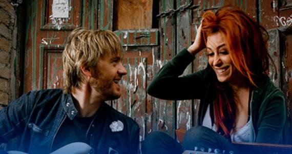 Amy e Bowie na Paulista: Miranda Kassin e André Frateschi fazem tributo de luxo