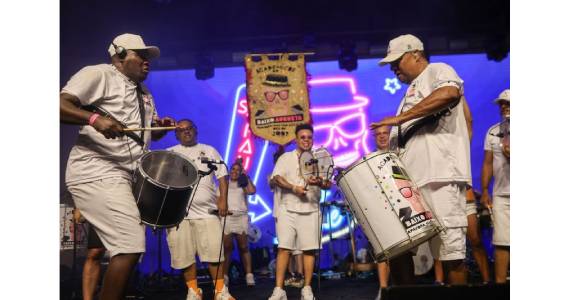 Acadêmicos do Baixo Augusta faz ensaios gratuitos no Pavilhão Audio