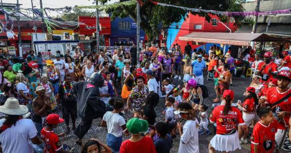 Cordão das Amoxtradas faz ensaio aberto em Parelheiros