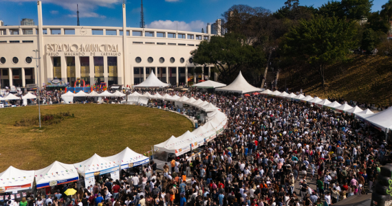 Festival Comidas e Músicas do Mundo reúne sabores de 60 países na Praça Charles Miller