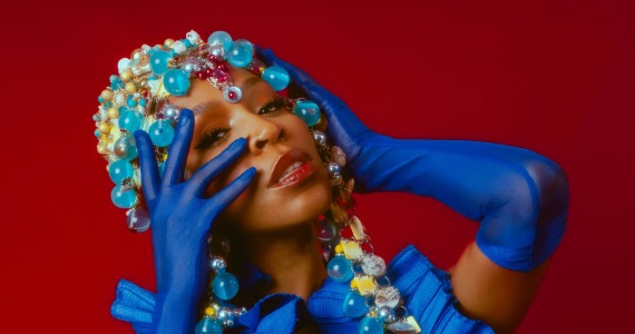 Karol Conká celebra 25 anos de carreira no Sesc 24 de Maio