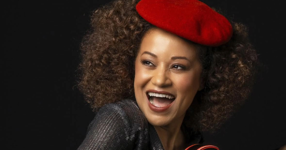 Virgínia Rosa homenageia Raul Seixas no show “Luz das Estrelas”