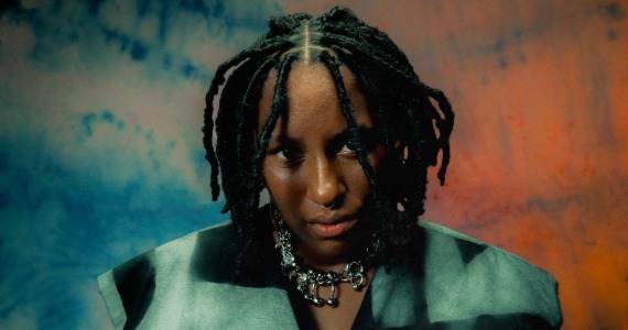 Di Melo e Mahmundi se encontram no palco do Sesc Santo Amaro