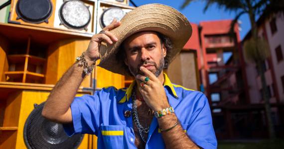 Marcelo Jeneci apresenta no SESC Santo Amaro: Night Clube Forró Latino