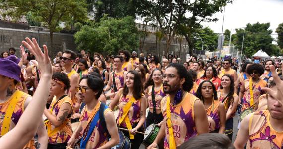 Pholia 2026 celebra 35 anos do carnaval de rua organizado em São Paulo