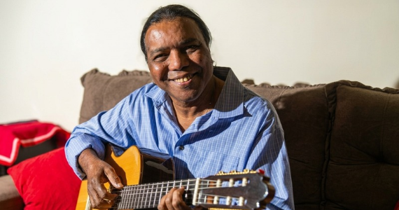 Lula Barbosa apresenta show gratuito no Centro Cultural Vila Itororó