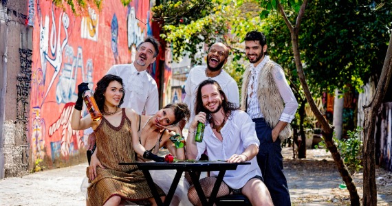 Shakespeare Embriagado estreia Romeu e Julieta no Coringa Madá