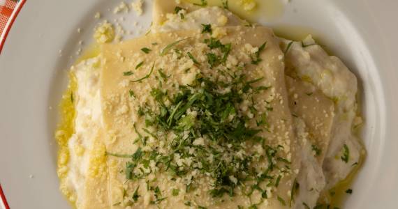 TonToni: Lasanha de Bacalhau é Destaque no Menu de Páscoa