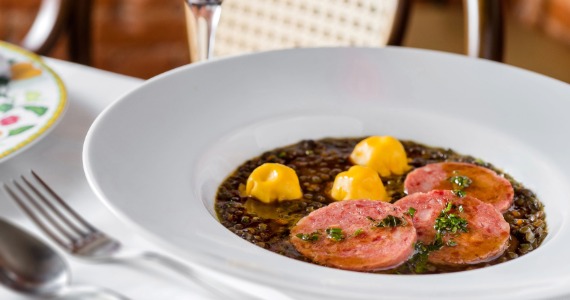 Tre Bicchieri celebra festas com menus especiais Tre Bicchieri celebra festas com menus especiais