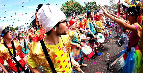 Chuva de confete no Butantã: Bloco do Bartantã agita a Zona Oeste
