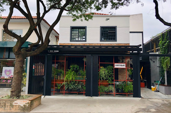 Luinguine com camarões na páscoa do Motique