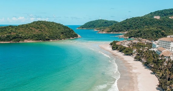Jequitimar celebra o Ano Novo com virada pé na areia e programação especial