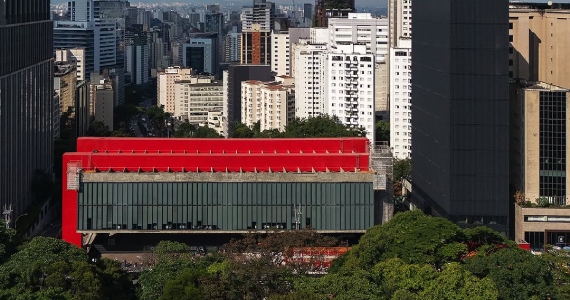 Exposição Isaac Julien: um maravilhoso emaranhado no MASP