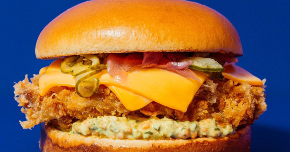 Nou burguer apresenta sanduíche inspirado no McFish
