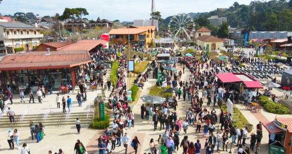 Carnaval no Parque Capivari em Campos do Jordão