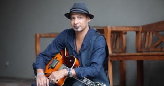 Claudio Zoli se apresenta no Sesc Ipiranga em comemoração aos 35 anos de carreira 