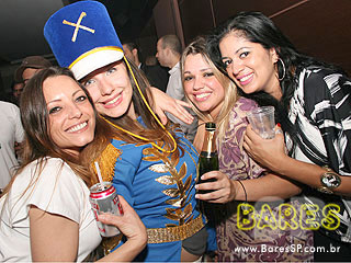 Trash 80's comemora o 7° aniversário Trash 80's comemora o 7° aniversário