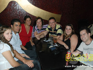 Solte a voz no Opereta Bar & Videokê Solte a voz no Opereta Bar & Videokê