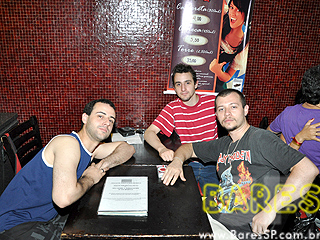 Solte a voz no Opereta Bar & Videokê Solte a voz no Opereta Bar & Videokê