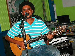 Animação toma conta do Açaí Praia