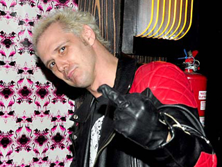 Agent Orange no CB Bar