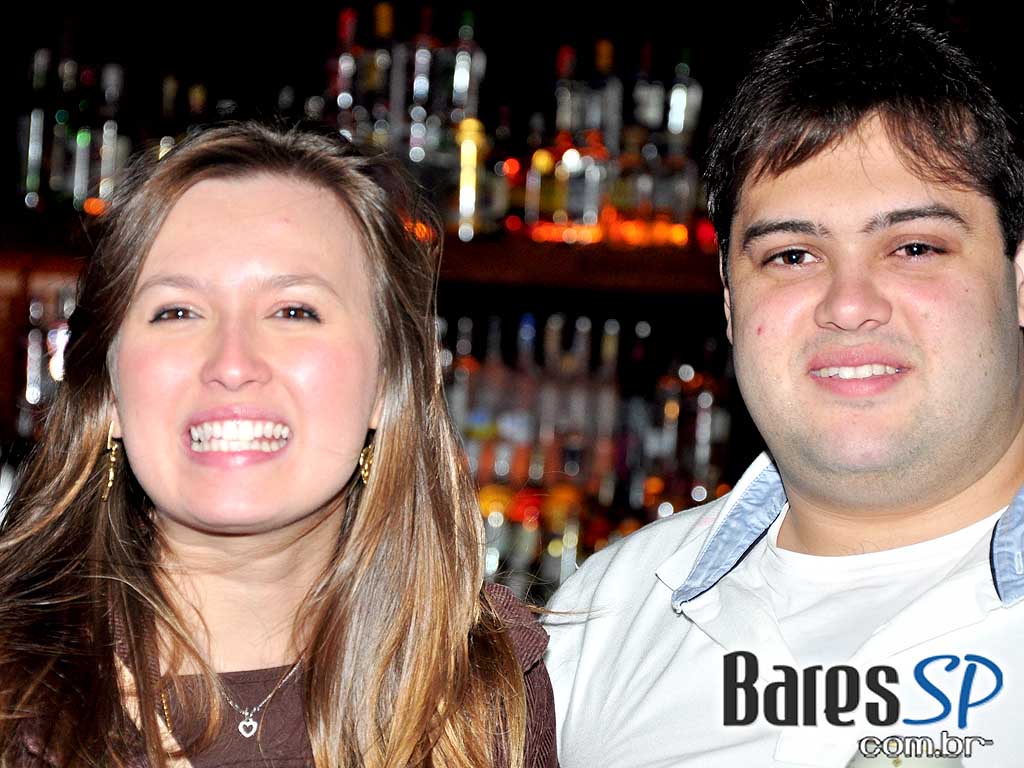 Trash 80's comemora 8 anos com super festa na The Week Trash 80's comemora 8 anos com super festa na The Week