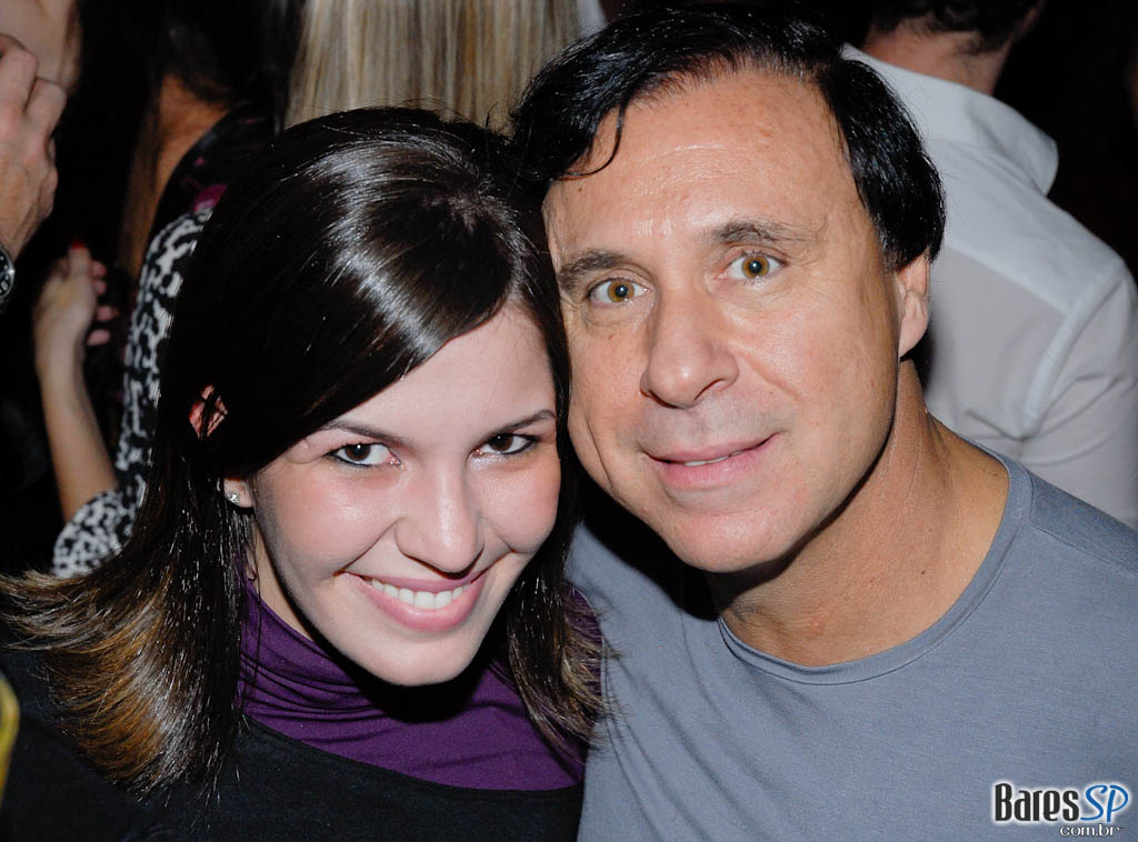 Surpreenda-se com a apresentação da cantora Tara McDonald, nesta quinta no Kiss & Fly Surpreenda-se com a apresentação da cantora Tara McDonald, nesta quinta no Kiss & Fly