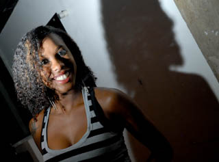 Sábado com muita diversão no 8 Bar