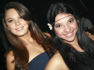 House até o dia amanhecer no Cabaret