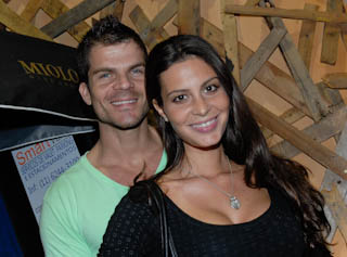 Sambista Arlindo Cruz foi atração da inauguração do Favela da Vila