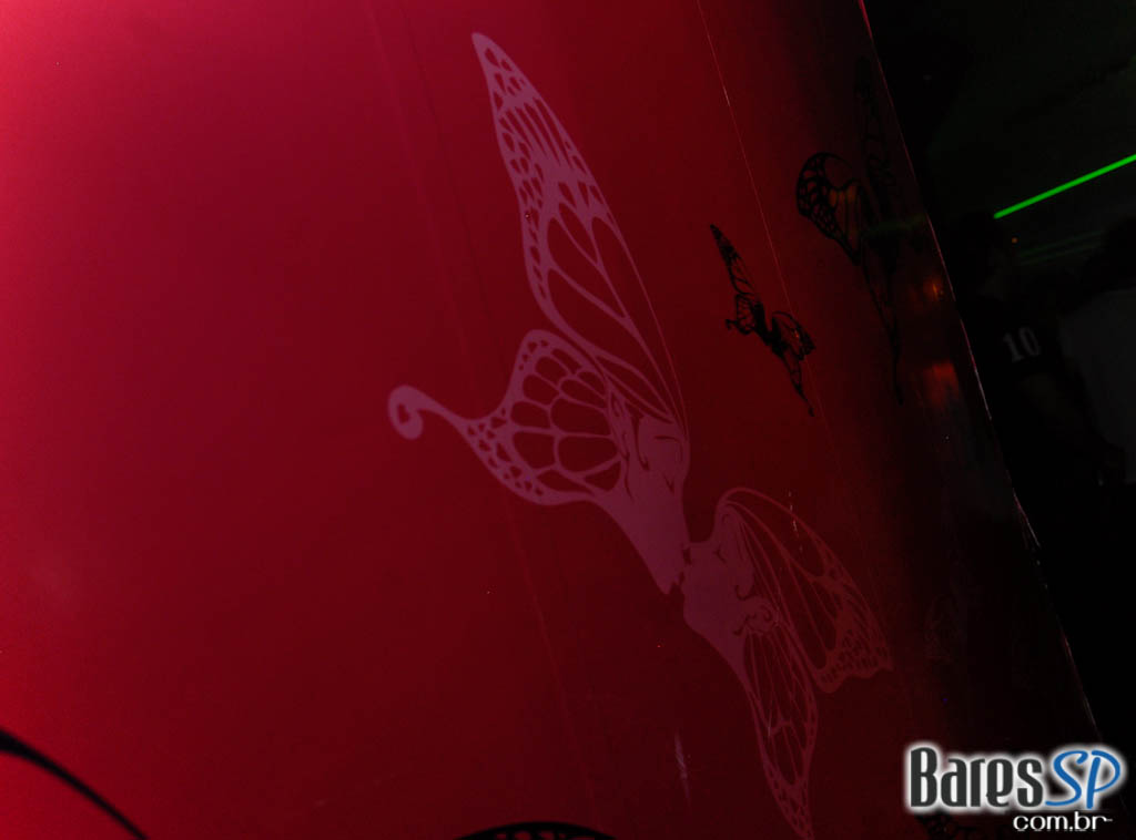 O badalado produtor francês Mitch L.J. foi atração da Kiss & Fly O badalado produtor francês Mitch L.J. foi atração da Kiss & Fly