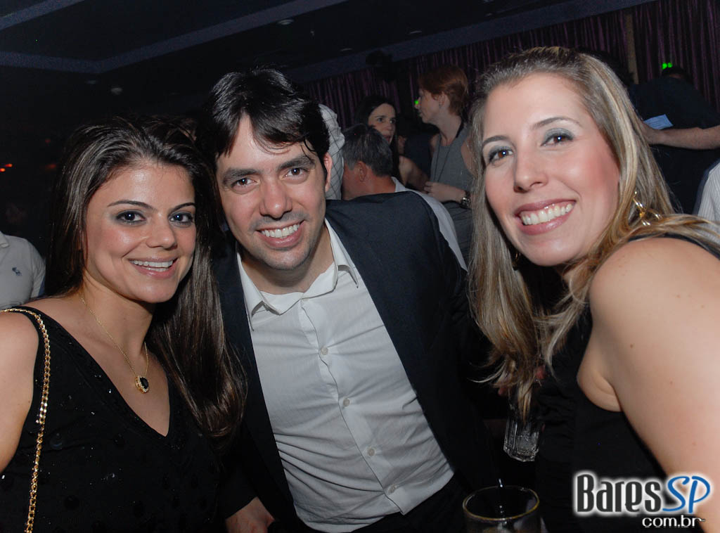 O badalado produtor francês Mitch L.J. foi atração da Kiss & Fly O badalado produtor francês Mitch L.J. foi atração da Kiss & Fly