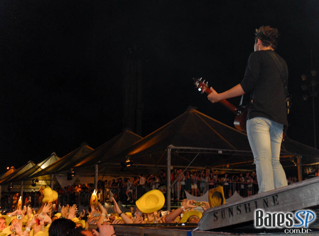 Jorge & Mateus, Cheiro de Amor, Jeito Moleque e muito mais na festa Planeta Universitário no Anhembi Jorge & Mateus, Cheiro de Amor, Jeito Moleque e muito mais na festa Planeta Universitário no Anhembi