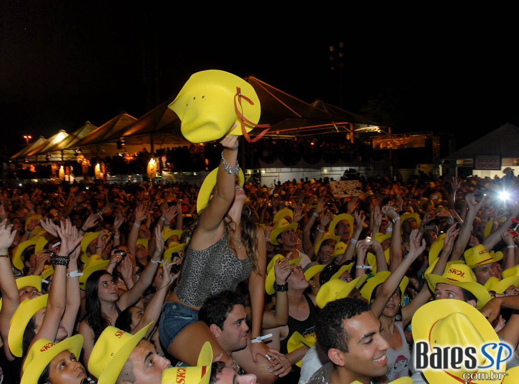 Jorge & Mateus, Cheiro de Amor, Jeito Moleque e muito mais na festa Planeta Universitário no Anhembi Jorge & Mateus, Cheiro de Amor, Jeito Moleque e muito mais na festa Planeta Universitário no Anhembi