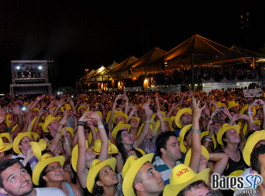 Jorge & Mateus, Cheiro de Amor, Jeito Moleque e muito mais na festa Planeta Universitário no Anhembi Jorge & Mateus, Cheiro de Amor, Jeito Moleque e muito mais na festa Planeta Universitário no Anhembi