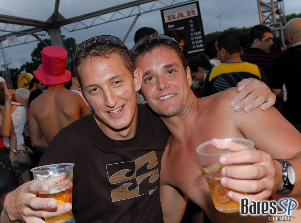 Jorge & Mateus, Cheiro de Amor, Jeito Moleque e muito mais na festa Planeta Universitário no Anhembi Jorge & Mateus, Cheiro de Amor, Jeito Moleque e muito mais na festa Planeta Universitário no Anhembi