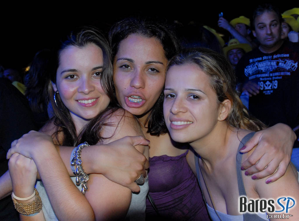 Jorge & Mateus, Cheiro de Amor, Jeito Moleque e muito mais na festa Planeta Universitário no Anhembi Jorge & Mateus, Cheiro de Amor, Jeito Moleque e muito mais na festa Planeta Universitário no Anhembi