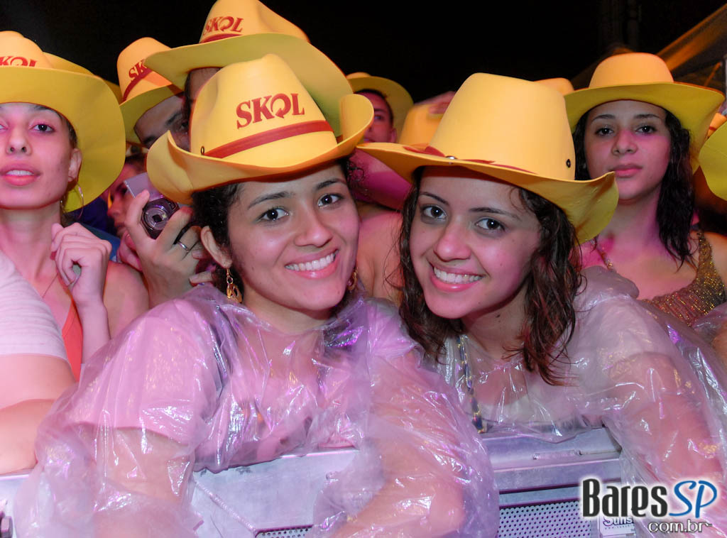 Jorge & Mateus, Cheiro de Amor, Jeito Moleque e muito mais na festa Planeta Universitário no Anhembi Jorge & Mateus, Cheiro de Amor, Jeito Moleque e muito mais na festa Planeta Universitário no Anhembi