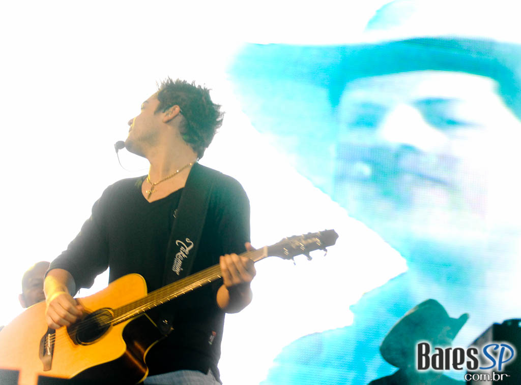 Jorge & Mateus, Cheiro de Amor, Jeito Moleque e muito mais na festa Planeta Universitário no Anhembi Jorge & Mateus, Cheiro de Amor, Jeito Moleque e muito mais na festa Planeta Universitário no Anhembi