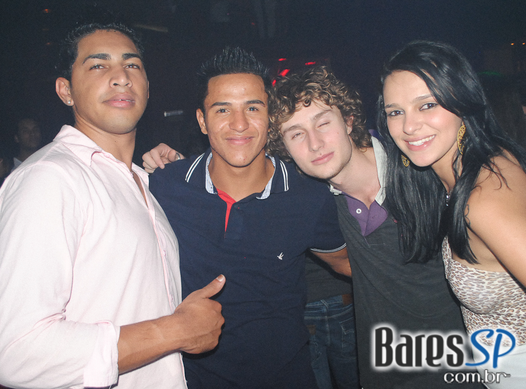 Noite dedicada a House Music no Cabaret Noite dedicada a House Music no Cabaret