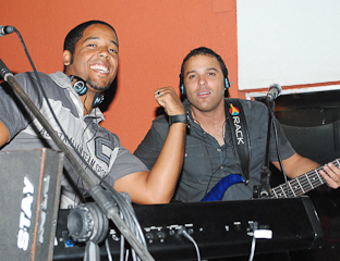 KELLY MOORE E BANDA, DJ BRUNO GADELHA E PROF. ZÉ MARIO