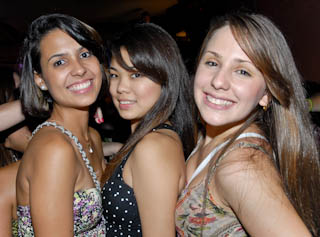 KELLY MOORE E BANDA, DJ RENNÊ E PROF. ZÉ MARIO