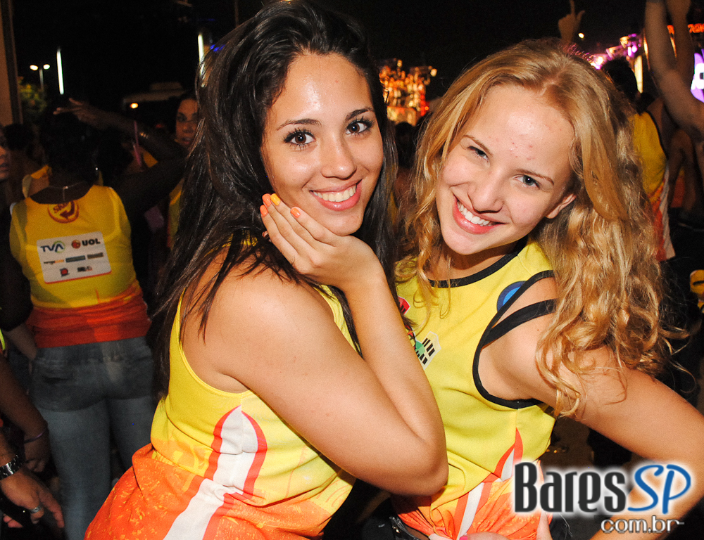 Chiclete com Banana, Jammil e Jorge & Matheus comandam o CarnaFacul no Sambódromo do Anhembi Chiclete com Banana, Jammil e Jorge & Matheus comandam o CarnaFacul no Sambódromo do Anhembi