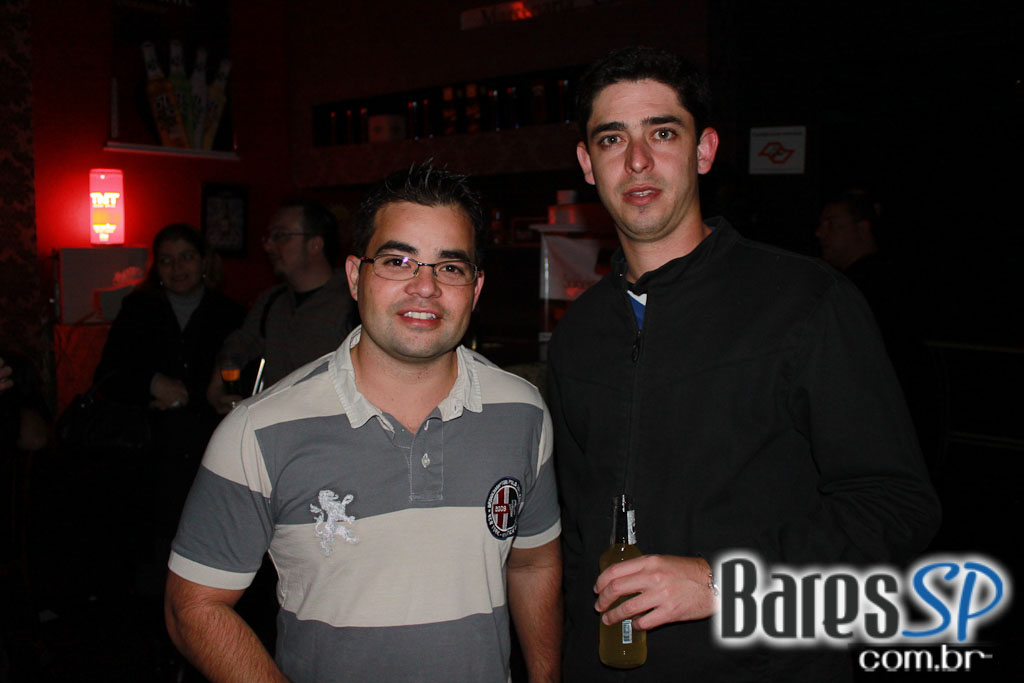 Festa “Saideira do Mídia” na A Marcenaria Festa “Saideira do Mídia” na A Marcenaria