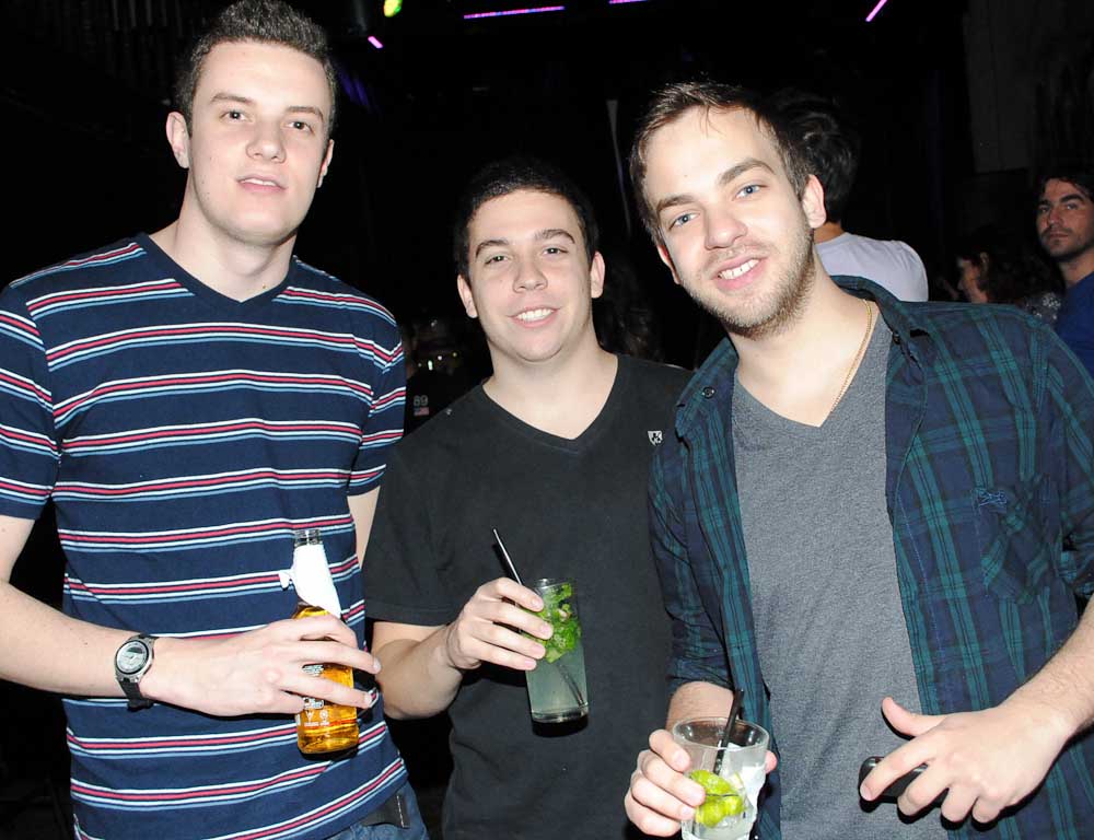 Sábado foi dia de Grooveria no palco do Bleecker St. Sábado foi dia de Grooveria no palco do Bleecker St.