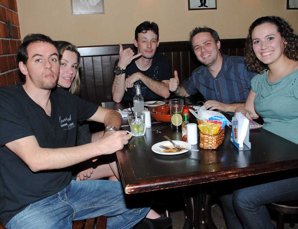 Sábado foi dia de Grooveria no palco do Bleecker St. Sábado foi dia de Grooveria no palco do Bleecker St.