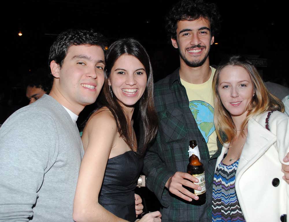 Sábado foi dia de Grooveria no palco do Bleecker St. Sábado foi dia de Grooveria no palco do Bleecker St.