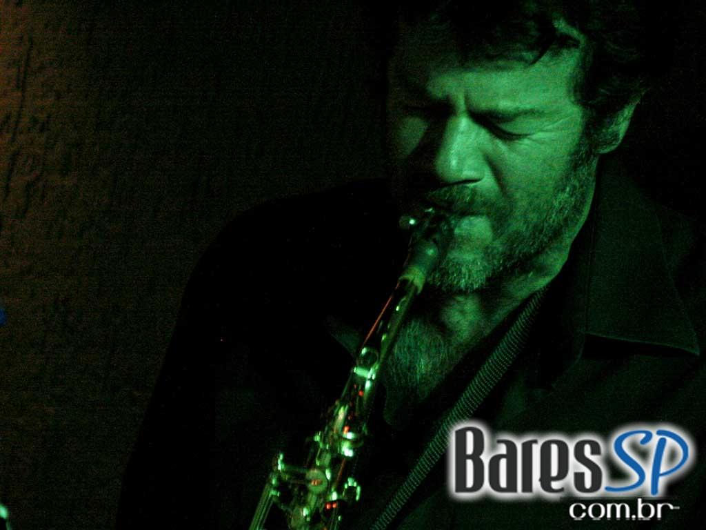 Banda Oito do Bem (Derico - Programa do Jô) no The Orleans Banda Oito do Bem (Derico - Programa do Jô) no The Orleans