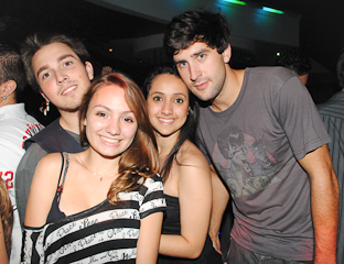 Bar BarO recebeu bandas Bubbles e Monk, na noite de sábado