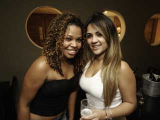 Sertanejo na noite de sábado do Santa Olívia